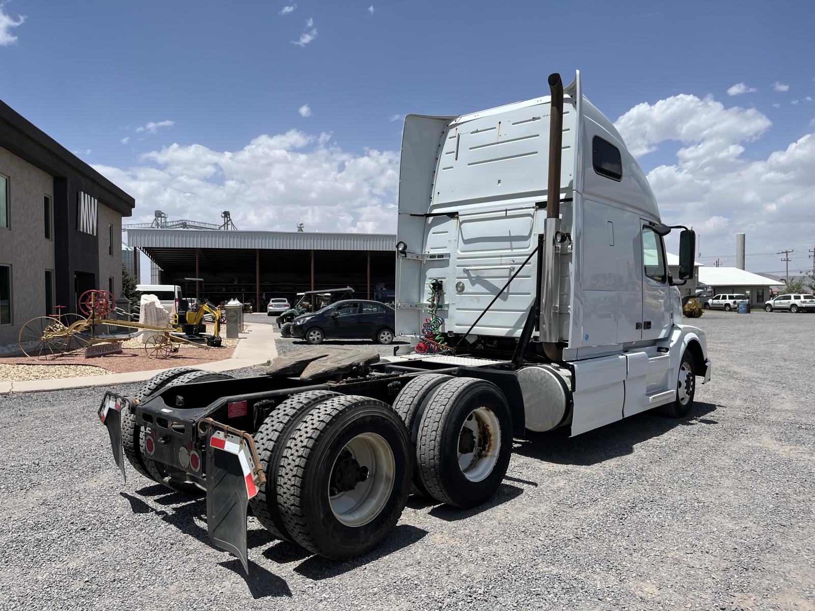 ./imagenes/INVOICE/2019/17169/VOLVO VNL64 (14).JPG